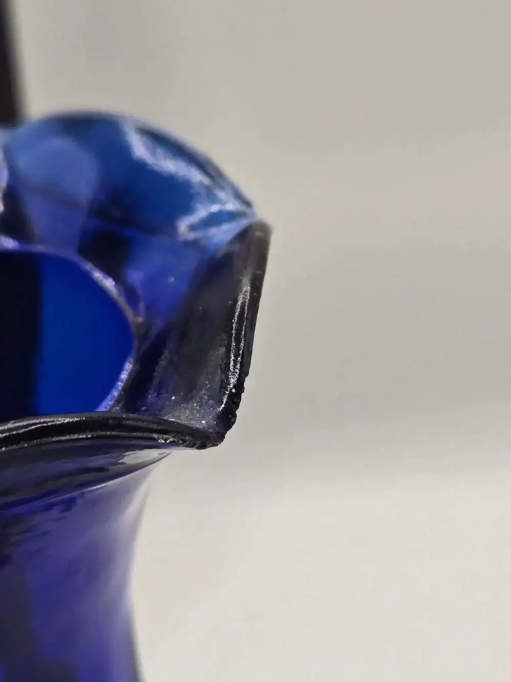 Vintage Indiana Glass Cobalt Blue Beaded Rib Vase with Ruffled Rim